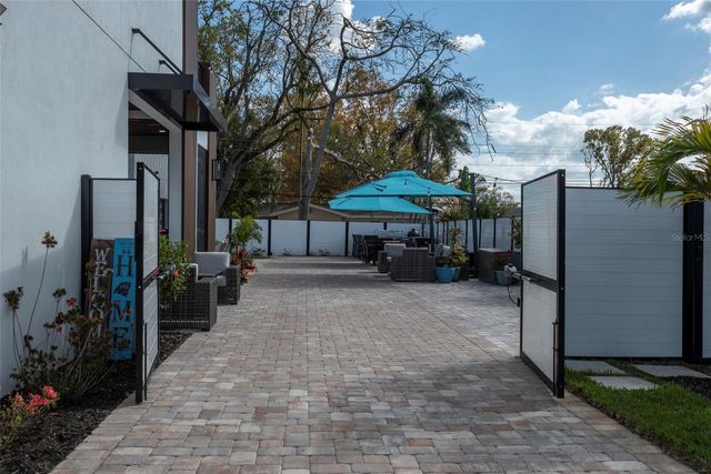 4640 35TH AVENUE N, St Petersburg, FL 33713