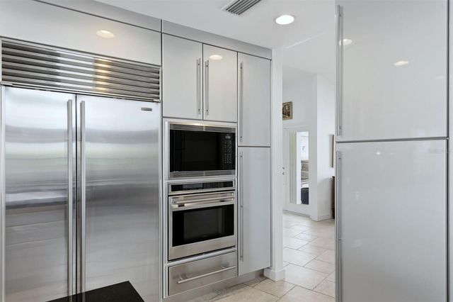 3906 SPYGLASS HILL ROAD, Sarasota, FL 34238