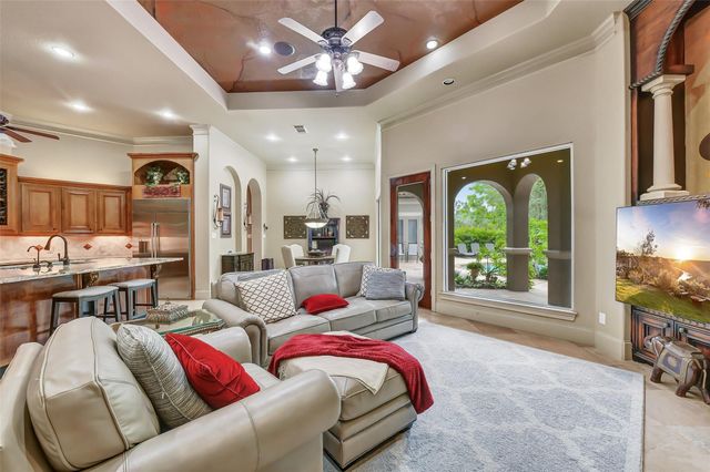 2117 San Miguel Drive, Friendswood, TX 77546