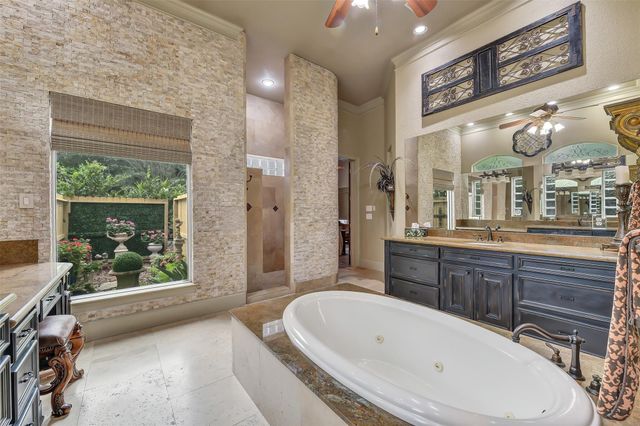 2117 San Miguel Drive, Friendswood, TX 77546