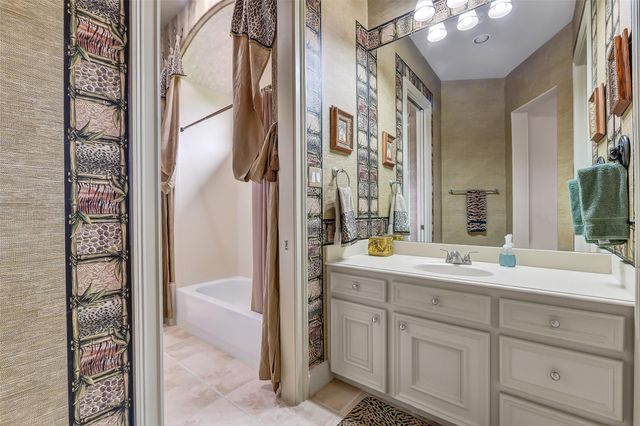 2117 San Miguel Drive, Friendswood, TX 77546