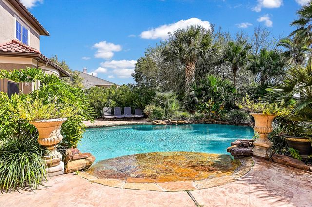 2117 San Miguel Drive, Friendswood, TX 77546