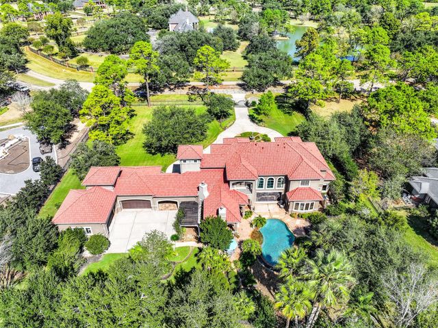 2117 San Miguel Drive, Friendswood, TX 77546