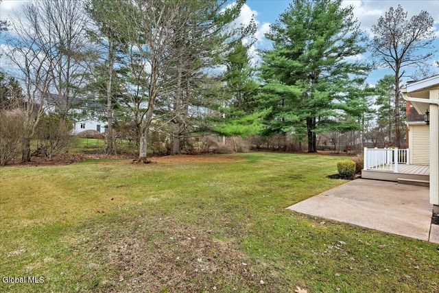 1058 Valerie Drive, Niskayuna, NY 12309