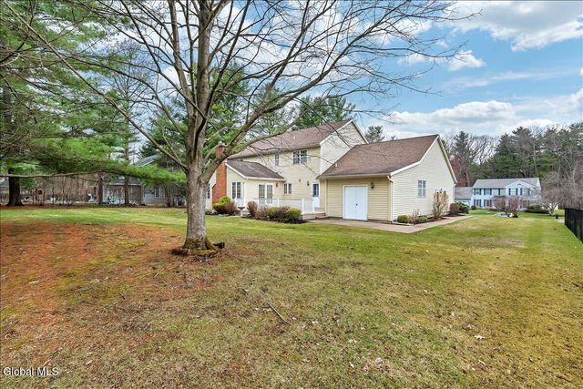 1058 Valerie Drive, Niskayuna, NY 12309