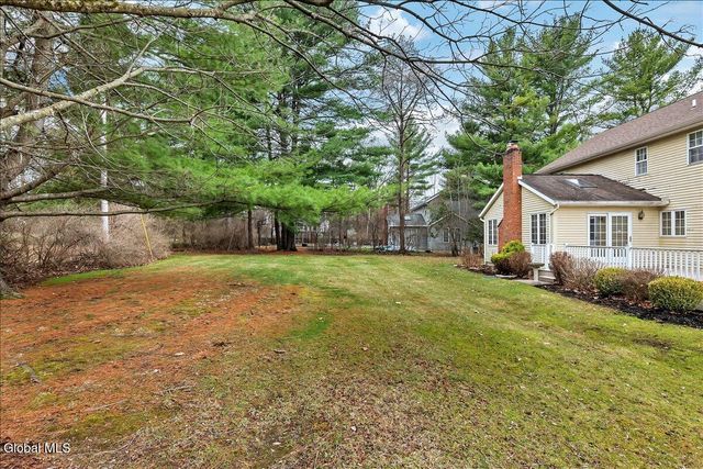 1058 Valerie Drive, Niskayuna, NY 12309