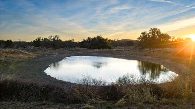 126 Buffalo RD, Valley Spring, TX 76885
