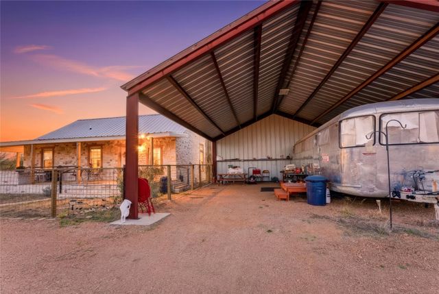 126 Buffalo RD, Valley Spring, TX 76885