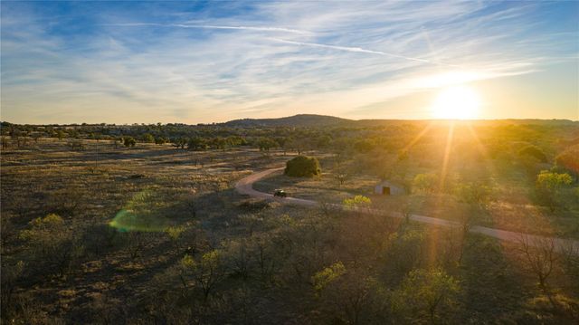 126 Buffalo RD, Valley Spring, TX 76885