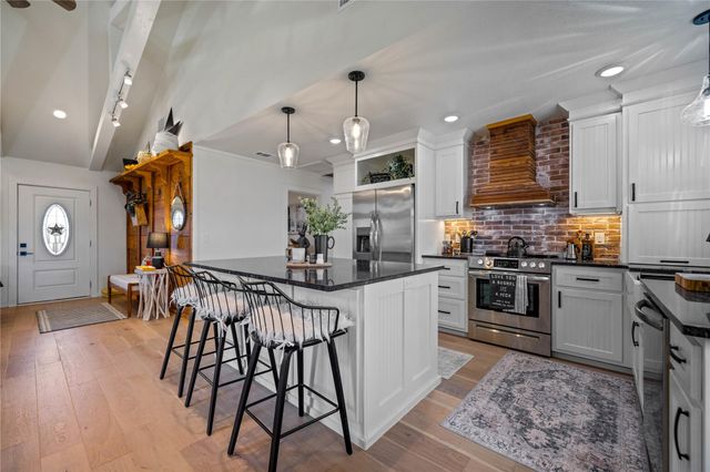 126 Buffalo RD, Valley Spring, TX 76885