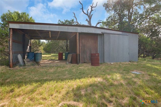 1595 Sky Ridge Road, Lampasas, TX 76550