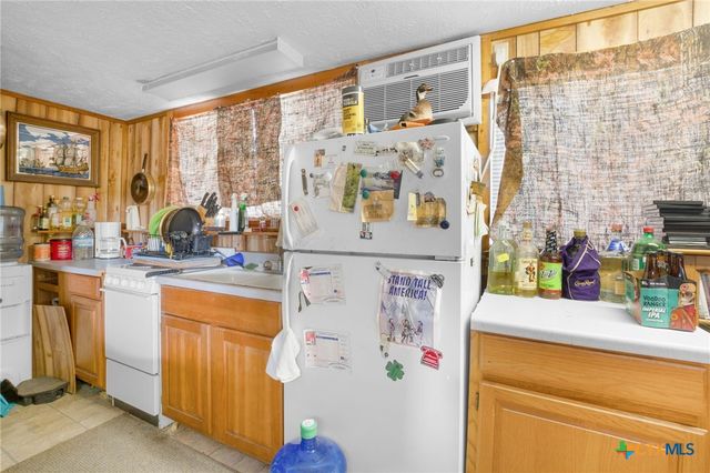 1595 Sky Ridge Road, Lampasas, TX 76550