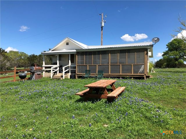 1595 Sky Ridge Road, Lampasas, TX 76550