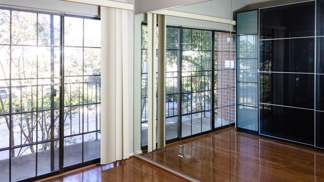5100 Verde Valley Lane 225, Dallas, TX 75254