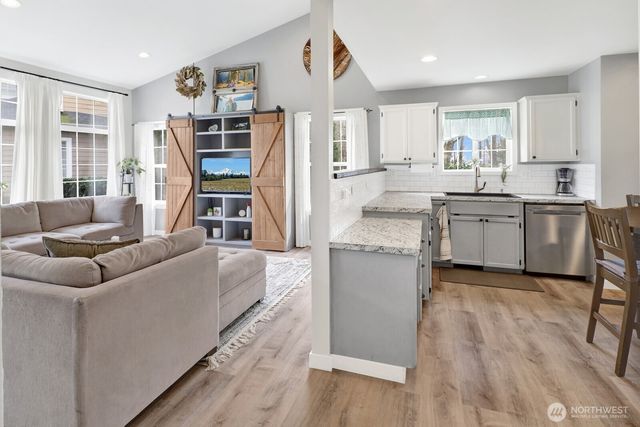 303 Parkside Court, Lynden, WA 98264