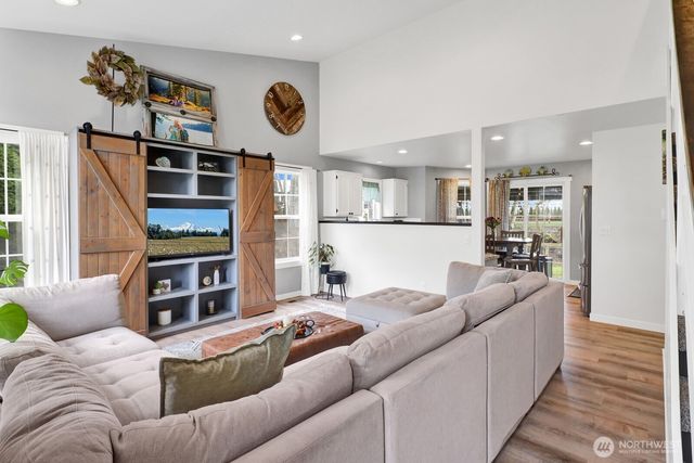 303 Parkside Court, Lynden, WA 98264