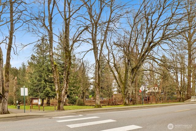 303 Parkside Court, Lynden, WA 98264