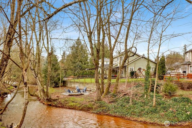 303 Parkside Court, Lynden, WA 98264