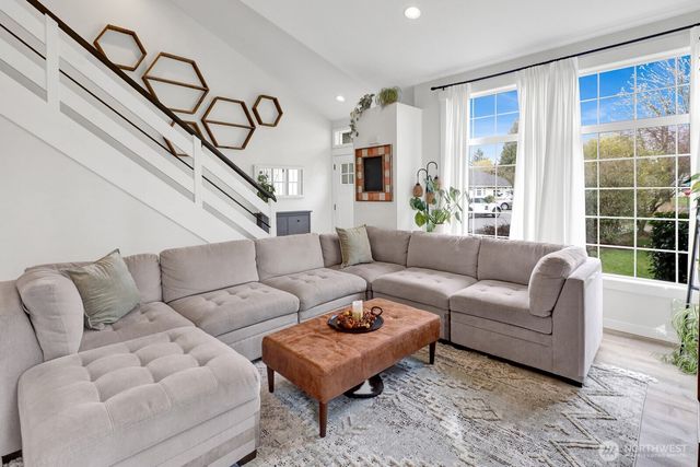 303 Parkside Court, Lynden, WA 98264