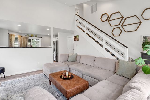 303 Parkside Court, Lynden, WA 98264