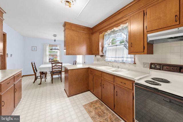 325 CALVIN DR, Salisbury, MD 21804