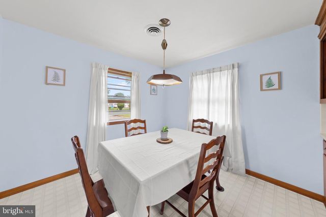 325 CALVIN DR, Salisbury, MD 21804