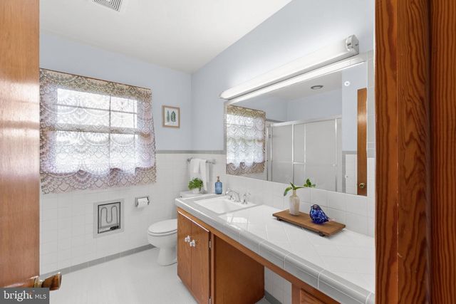 325 CALVIN DR, Salisbury, MD 21804
