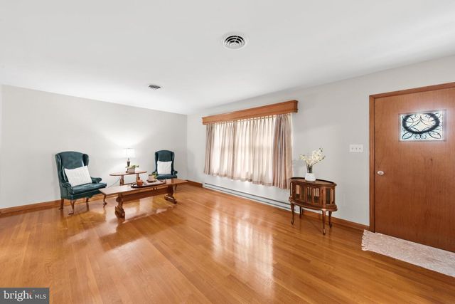 325 CALVIN DR, Salisbury, MD 21804