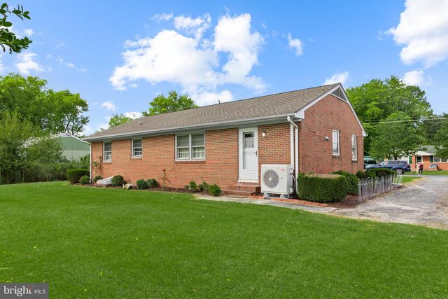 325 CALVIN DR, Salisbury, MD 21804