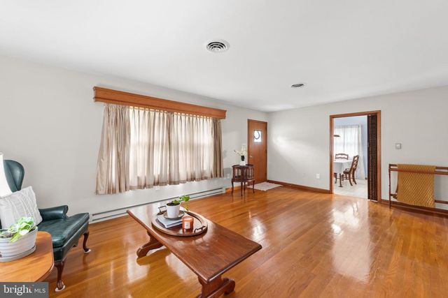 325 CALVIN DR, Salisbury, MD 21804