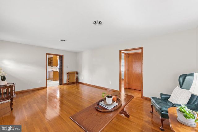 325 CALVIN DR, Salisbury, MD 21804