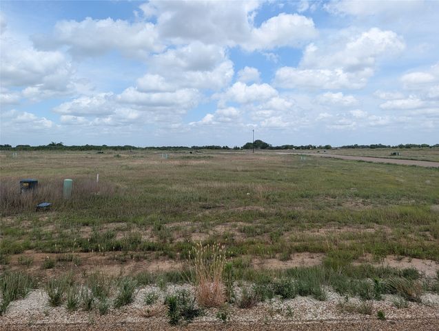 1051 Highland Street, Mabank, TX 75147