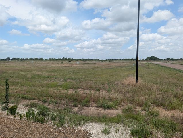 1051 Highland Street, Mabank, TX 75147
