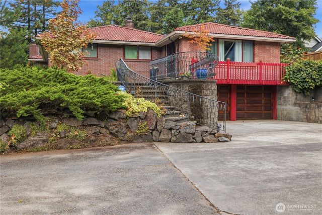 1405 Shaw Road E, Puyallup, WA 98372