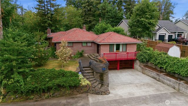 1405 Shaw Road E, Puyallup, WA 98372