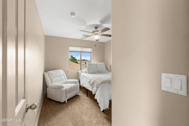 11293 Bullseye Street, El Paso, TX 79934