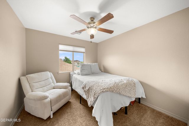 11293 Bullseye Street, El Paso, TX 79934