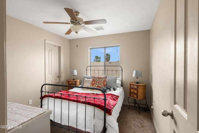 11293 Bullseye Street, El Paso, TX 79934