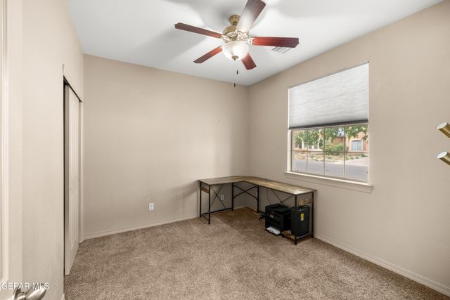 11293 Bullseye Street, El Paso, TX 79934