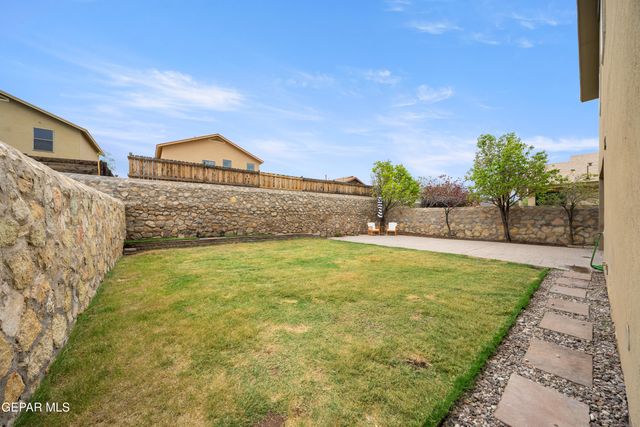 11293 Bullseye Street, El Paso, TX 79934