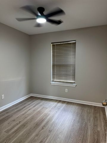 1445 Pine Drive, Haskell, AR 72015