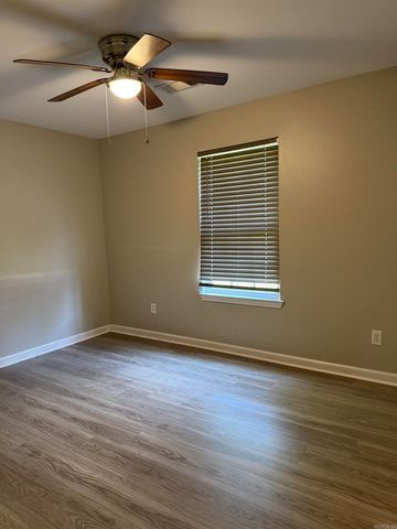 1445 Pine Drive, Haskell, AR 72015