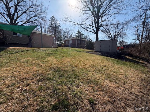 7 Bromley Drive, Ferguson, MO 63135