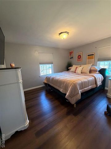 7 Bromley Drive, Ferguson, MO 63135