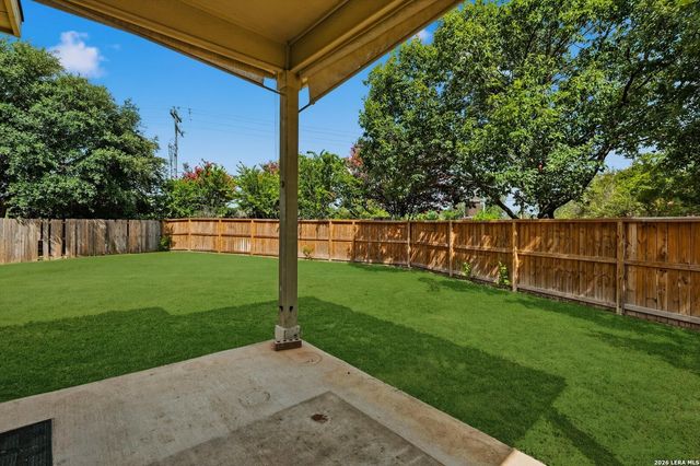 101 Stampede Ranch, Schertz, TX 78154