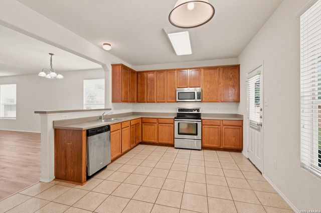 101 Stampede Ranch, Schertz, TX 78154