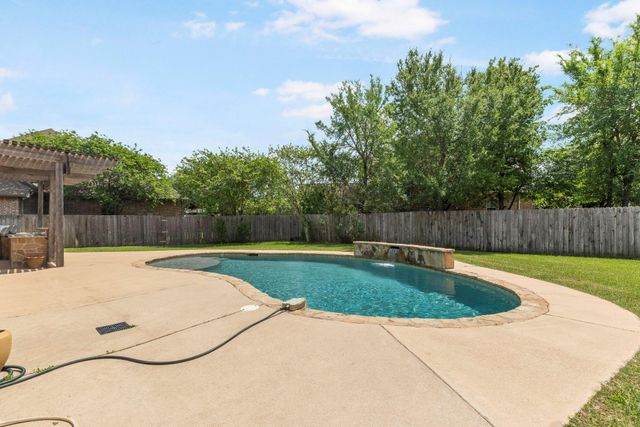 2209 Rockingham Loop, College Station, TX 77845