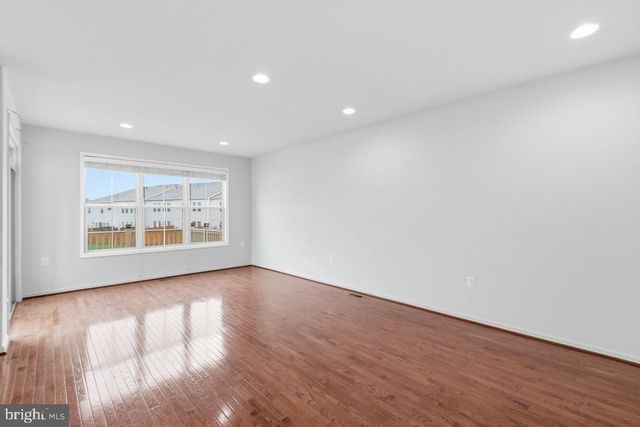 42567 DREAMWEAVER DR, Brambleton, VA 20148