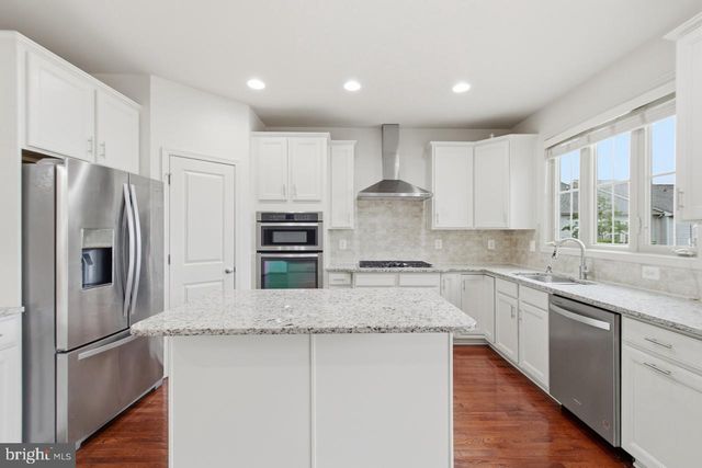 42567 DREAMWEAVER DR, Brambleton, VA 20148