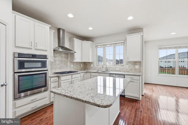 42567 DREAMWEAVER DR, Brambleton, VA 20148